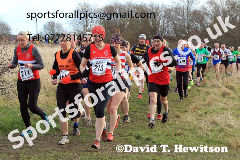 Womens and mens 35 to 65 plus, 2022 NEMAA Open Cross Country Champs., Wallsend, Tyne and Wear. Photo: David T. Hewitson/Sports for All Pics